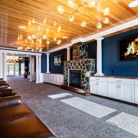 Stone Park Ellsworth-Bar Harbor Aparthotel Buitenkant foto